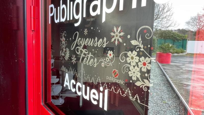 vitrophanie personnalisee noel